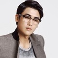 Hyungsik ZE:A di Majalah L'Officiel Hommes Edisi Oktober 2013