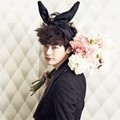 Lee Jong Suk di Majalah CeCi Edisi Oktober 2013