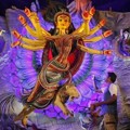 Patung Dewi Durga di Festival Durga Puja di Kolkata