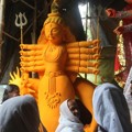 Para Janda dari Vrindavan Datangi Kuil-kuil di Kolkata