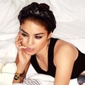 Vanessa Hudgens di Majalah Marie Claire Edisi Oktober 2013