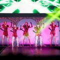 Girls' Generation Menyanyikan Lagu 'Paparazzi'
