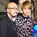 Hero Jaejoong JYJ Berfoto Bersama Desainer Lie Sang Bong