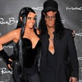 Perla Hudson dan Slash Jadi Monster di Acara Halloween