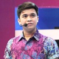 Billy Syahputra Saat Menjadi Host Acara Musik 'Dahsyat'