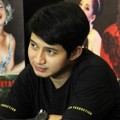 Chand Kelvin Saat Jumpa Pers Film 'Taman Lawang'