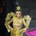Miss China Jin Ye di Sesi Kostum Nasional