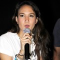 Nadine Chandrawinata Saat Jumpa Pers Film 'Sagarmatha'