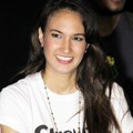 Nadine Chandrawinata Saat Jumpa Pers Film 'Sagarmatha'