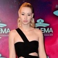 Iggy Azalea di Red Carpet MTV EMAs 2013