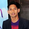Ibnu Jamil Saat Jumpa Pers Film 'Ketika Tuhan Jatuh Cinta'