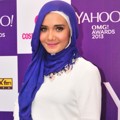Zaskia Sungkar Hadir di 'Yahoo OMG! Awards 2013'
