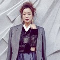 Kim Hee Sun di Majalah L'uomo Vogue Edisi November 2013
