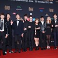 Para Kontestan 'Dancing 9' di Red Carpet MAMA 2013