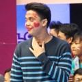 Billy Syahputra Saat Menjadi Host Acara Musik 'Dahsyat'