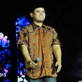 Penampilan Fadly Padi di Konser 'Malam 1000 Keberkahaan'