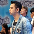 Raffi Ahmad Saat Menjadi Host Acara Musik 'Dahsyat'
