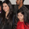 Raline Shah dan Gecchae Qheagaventa Saat Jumpa Pers Film '99 Cahaya di Langit Eropa'