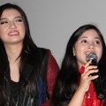 Raline Shah dan Gecchae Qheagaventa Saat Jumpa Pers Film '99 Cahaya di Langit Eropa'