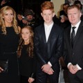 Paul Scholes Hadir Bersama Keluarga di Premiere Film 'The Class of 92'