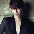 Lee Jong Suk di Majalah W Korea Edisi Desember 2013