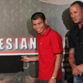 Chris John Saat Menggelar Jumpa Pers