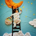 Foto Karya Queenie Liao yang Berjudul 'Reaching the Star'