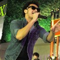 Giring Nidji Saat Tampil di Acara 'Sabotase I-Radio'