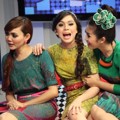 Rina Nose, Nycta Gina dan Fitri Carlina di Acara 'Buka-Bukaan'