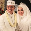 Pernikahan Oki Setiana Dewi dan Ory Vitrio