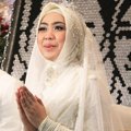 Oki Setiana Dewi Ditemui Seusai Pesta Pernikahannya