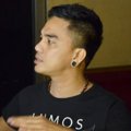 Enda Ungu Saat Menggelar Jumpa Pers di Jalan Tebet Barat Dalam, Jakarta Selatan