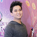 Billy Syahputra Raih Piala Host Tamu Terdahsyat