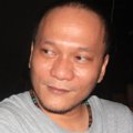 Iwa K di Acara Penggalangan Dana untuk Anda 'Bunga'