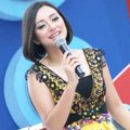 Lolita Agustine Saat Menjadi Host Acara 'Musik Sore Seru'