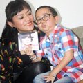 Daus Mini dan Yunita Firdaus Saat Peluncuran Single 'Bodo Amat'