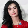 Iis Dahlia Saat Jumpa Pers D'Academy Indosiar