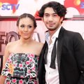 Wulan Guritno dan Reza Rahadian di Red Carpet Infotainment Awards 2014