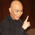 Deddy Corbuzier Saat Jumpa Pers 'Hitam Putih'