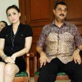 Christy Jusung dan Jay Alatas Saat Datangi Pengadilan Agama Jakarta Selatan