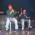 Iwa K Saat Tampil di Konser 'Help Everybody Loves Others'