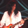 John Paul Ivan Saat Tampil di Konser 'Help Everybody Loves Others'