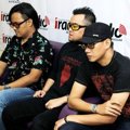 The Fly Saat Menggelar Jumpa Pers di Studio I-Radio, Jakarta Pusat