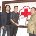Ungu Saat Mendatangi Gedung Palang Merah Indonesia