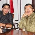 Pasha Ungu dan Jusuf Kalla Saat Mendatangi Gedung Palang Merah Indonesia