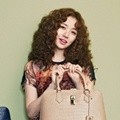 Yoon Eun Hye Mendesain Tas dan Jadi Model untuk Brand Samantha Thavasa
