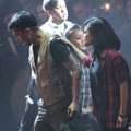 Aksi Panggung Kikan Namara di Konser '40 Tahun Eros Djarot Berkarya'