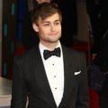 Douglas Booth di Red Carpet BAFTA Awards 2014
