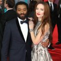 Chiwetel Ejiofor dan Sari Mercer di Red Carpet BAFTA Awards 2014