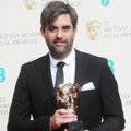 Kieran Evans Raih Piala Outstanding Debut Award